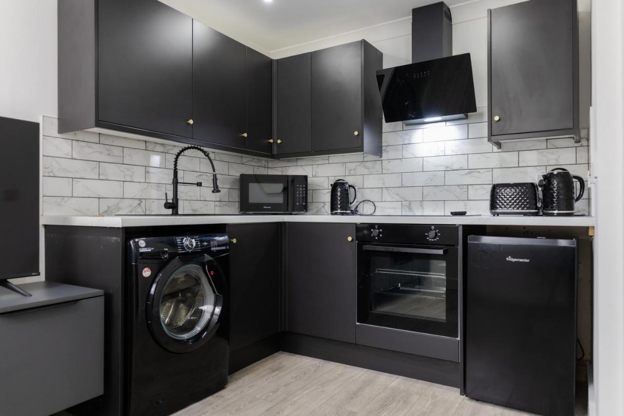 Chic Urban 2 Bedroom Apartments Κάρντιφ Εξωτερικό φωτογραφία