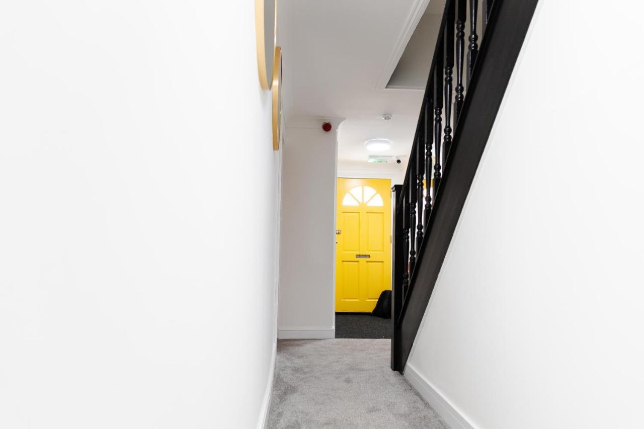 Chic Urban 2 Bedroom Apartments Κάρντιφ Εξωτερικό φωτογραφία