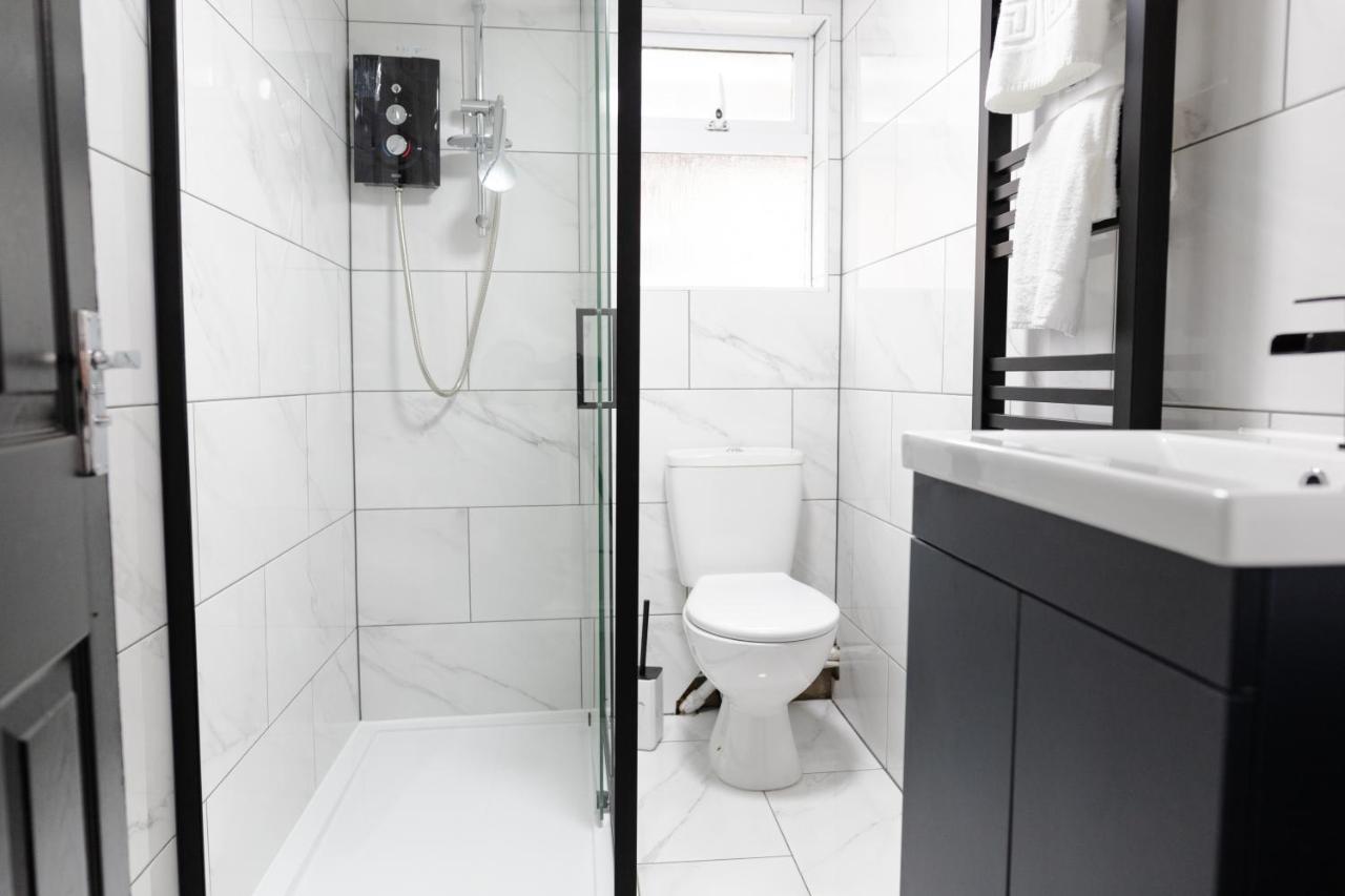 Chic Urban 2 Bedroom Apartments Κάρντιφ Εξωτερικό φωτογραφία