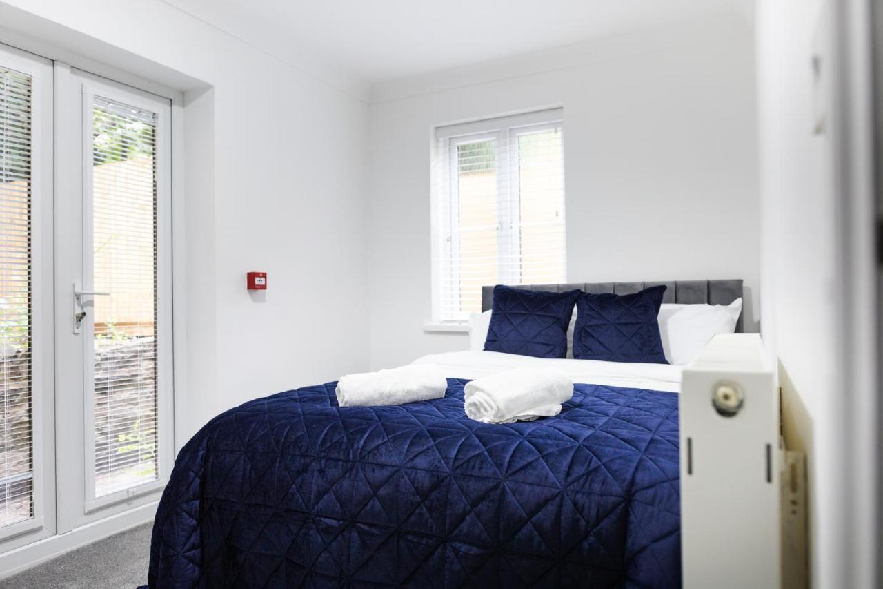 Chic Urban 2 Bedroom Apartments Κάρντιφ Εξωτερικό φωτογραφία