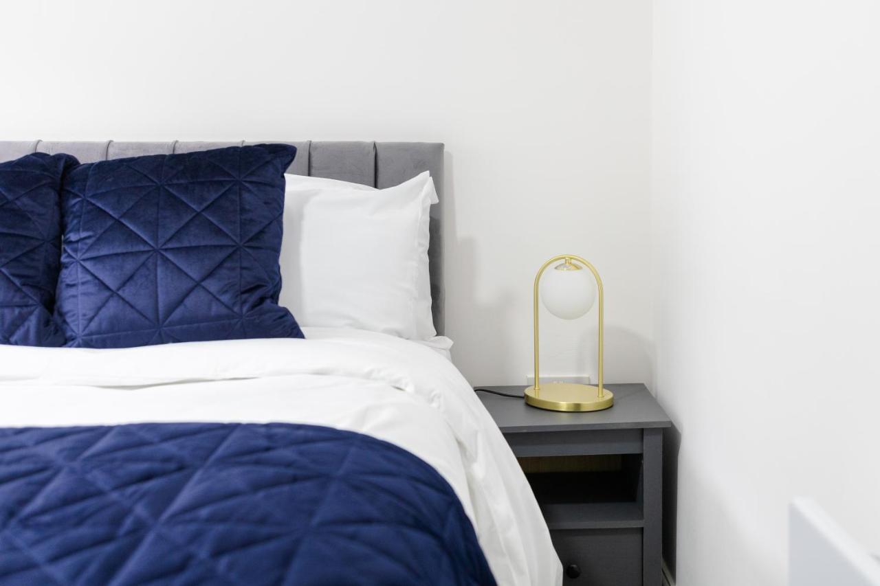 Chic Urban 2 Bedroom Apartments Κάρντιφ Εξωτερικό φωτογραφία